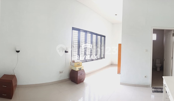 Rumah Modern Eksklusif Tengah Kota - Ex Public Figure 2