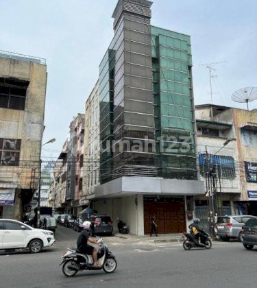 For rent: strategic location shop house on a safe and flood-free main road For rent: strategic location shop house on a safe and flood-free main road
