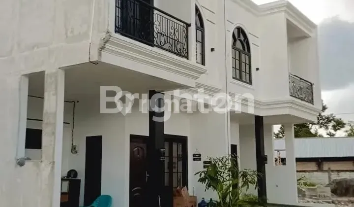 Hunian Mewah Klasik 2Lantai