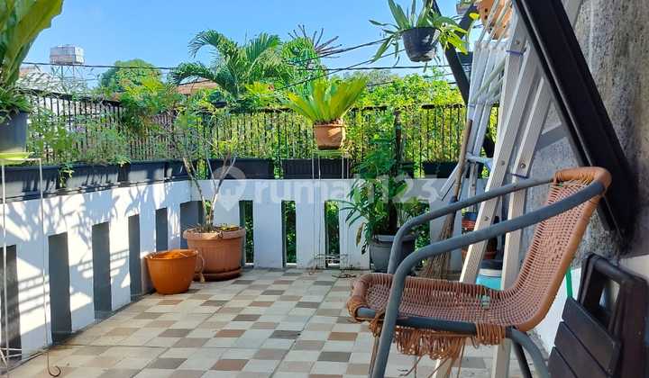 *di Jual Rumah Kramat-senen Jakarta Pusat**harga Rp 8.6 Milyar (nego)*lokasi : Jl. Kramat, Kelurahan Kenari, Kec. Senen, Jakarta Pusat *di Jual Rumah Kramat-senen Jakarta Pusat**harga Rp 8.6 Milyar (nego)*lokasi : Jl. Kramat, Kelurahan Kenari, Kec. Senen, Jakarta Pusat