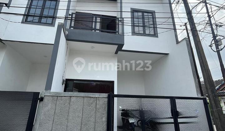 Jual Rumah Baru 2 Lantai di Harapan Indah Bekasi