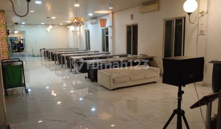 Monthly Restaurant Rental – Strategic Location in Jakarta Monthly Restaurant Rental – Strategic Location in Jakarta