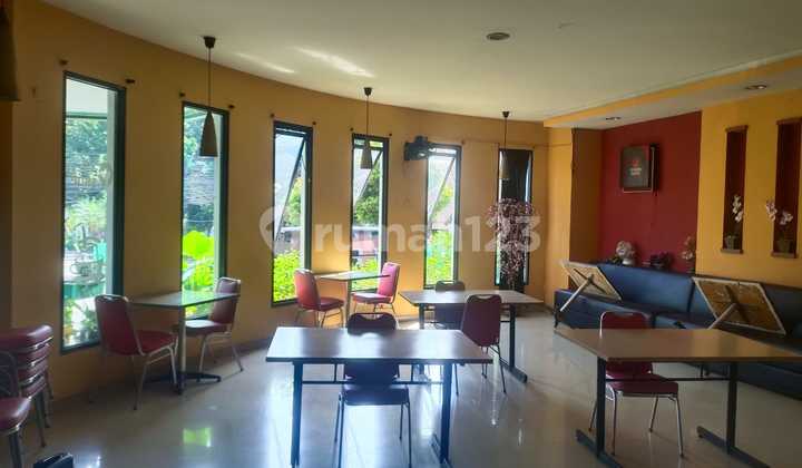 Sewa Ruang Meeting Harian & Restaurant Bulanan – Lokasi Strategis di Jakarta Sewa Ruang Meeting Harian & Restaurant Bulanan – Lokasi Strategis di Jakarta