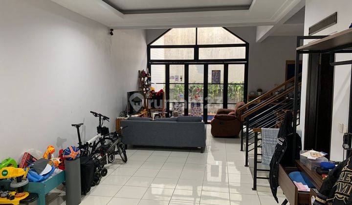 Dalam Komplek Rumah 2 Lantai Gunung Batu Pasteur Bandung  2