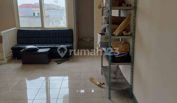 For Rent: Good Shop House Suitable for Warehouse & Office For Rent: Good Shop House Suitable for Warehouse & Office