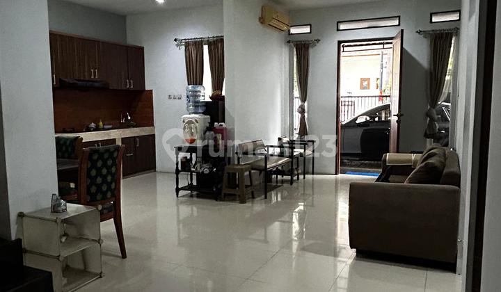 2-Story House in Rawamangun, East Jakarta, Ready to Occupy