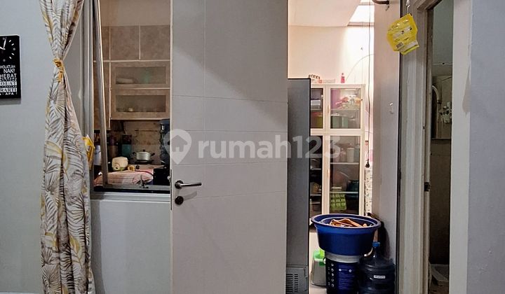 Dijual Rumah Rapi Hadap Taman, Siap Huni 2