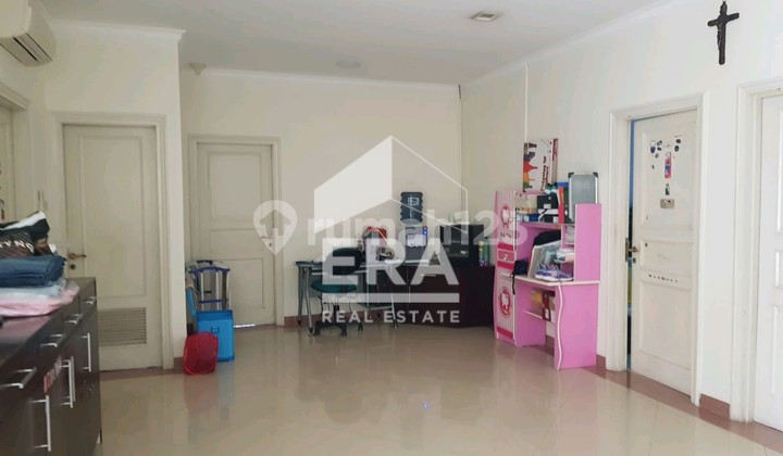 Rumah Megah Bukit Golf Mediterania Rumah Megah Bukit Golf Mediterania