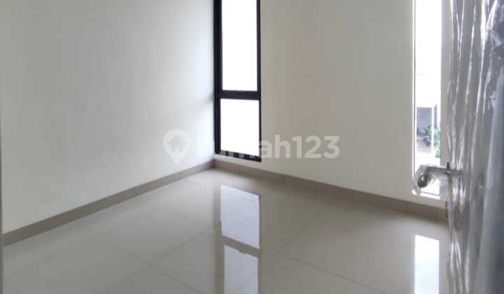 Rumah 2 Lantai Full Lavesh Harapan Indah 2