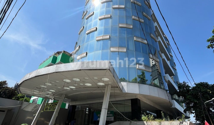 Gedung Mewah Lokasi Strategis