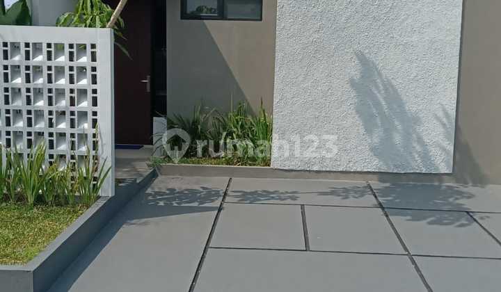 Yarra Sawangan Depok Yarra Sawangan Depok