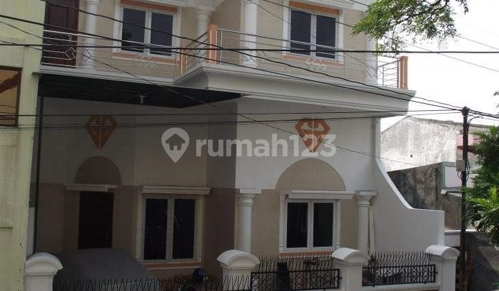 Rumah 2 Lantai Siap Huni di Semarang Selatan (A0135) 1
