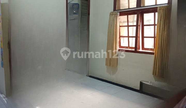 Rumah Siap Pakai dan Minim Renovasi di Semarang Tengah (A0820) 2