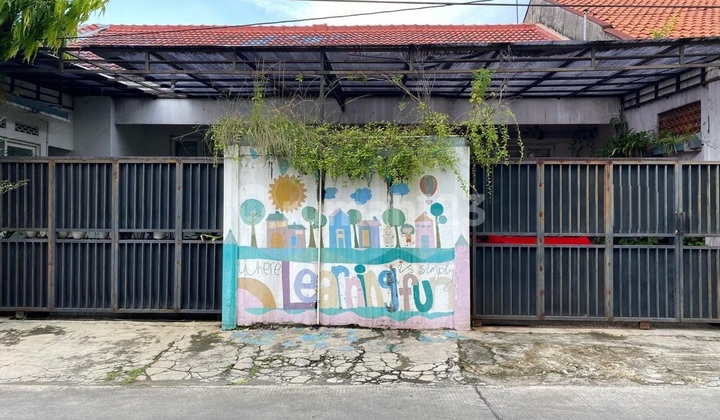 Ready-to-Occupy Minimalist House in East Semarang (A0046) 1