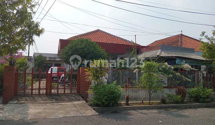 Rumah Cocok untuk Tempat Usaha di Semarang Barat (A4059) 2