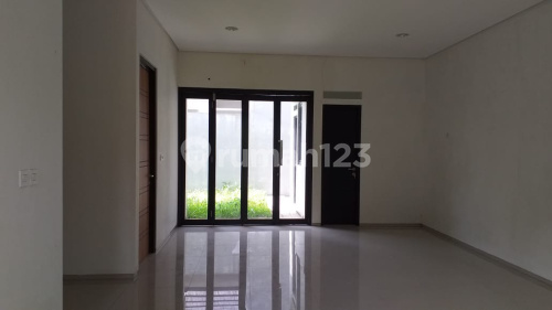 Rumah Siap Pakai dalam Perumahan di Ungaran Timur (A0619) 2