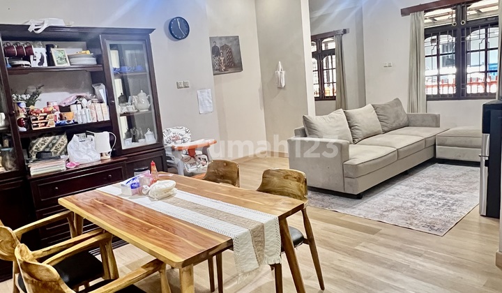 Very Strategic Fully Furnished SHM House in Fatmawati Cilandak, South Jakarta 2
