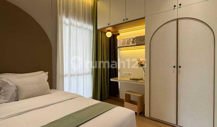 Luxury Ready-to-Occupy Home Fully Furnished Strategic Location Scandinavian Style 2