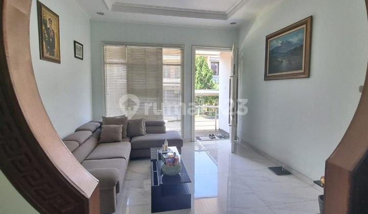 Rumah Siap Huni 2,5 Lantai Di Singasana Pradana Rumah Siap Huni 2,5 Lantai Di Singasana Pradana