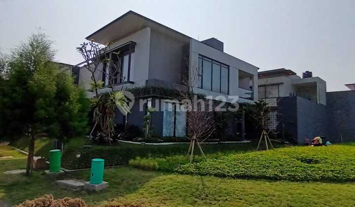 Rumah Hook Mewah, Lokasi Strategis , Full Furnised, Siaphuni