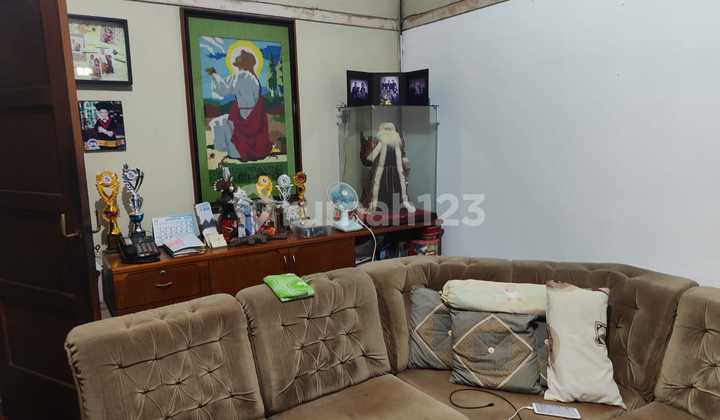 Miliki Rumah Di Jl. Kejaksaan, Deket Dgn Pusat Bisnis Di Tengah Kota Miliki Rumah Di Jl. Kejaksaan, Deket Dgn Pusat Bisnis Di Tengah Kota