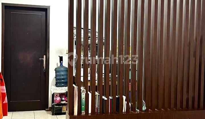 First Cluster House, Close to Toll Gate, Facing Row of Shops, Complete Facilities, Scenic Environment 2