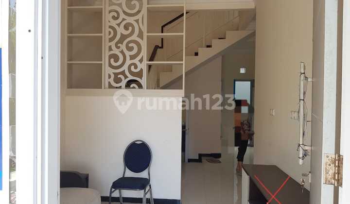 For Sale 2-Story House in Sukolilo Mulia 2