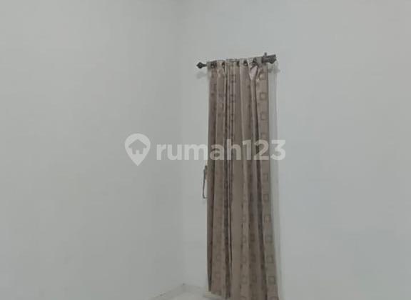 For Rent Beautiful 2-Story House in Sukolilo Dian Regency