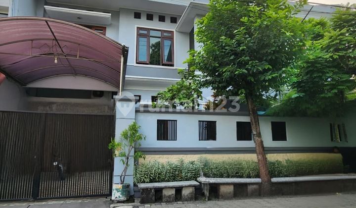 Jual Rumah Mewah Manyar Tirtoyoso Sby Timur Dekat Sekolah Petra Jual Rumah Mewah Manyar Tirtoyoso Sby Timur Dekat Sekolah Petra