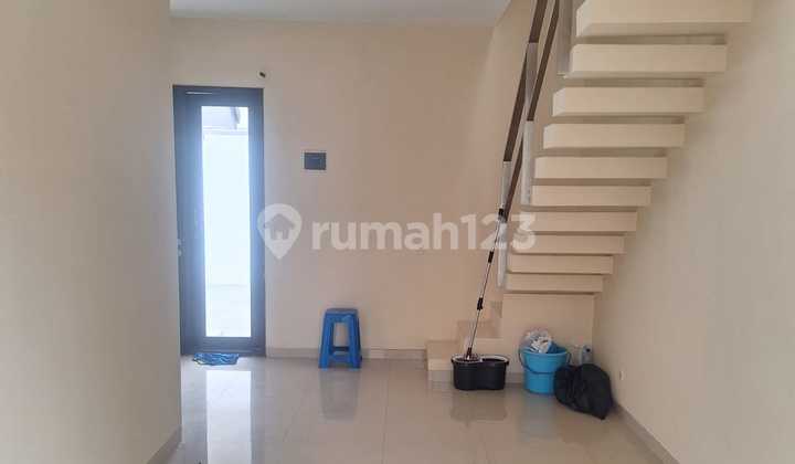 Jual Rumah Cluster Hampton Pantai Mentari Sby Timur 2