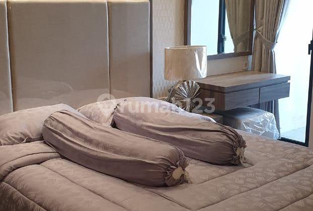 Apartment Sudirman Suites 3 BR Furnished Bagus 2