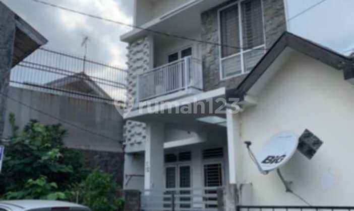 Rumah Dalam Komp Daerah Setia Budi