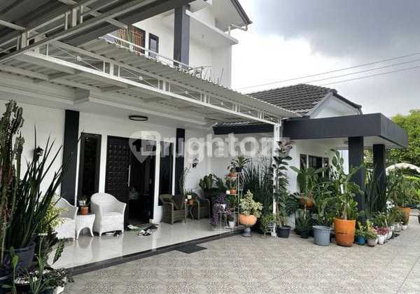 Rumah Mewah 2 Lantai 1