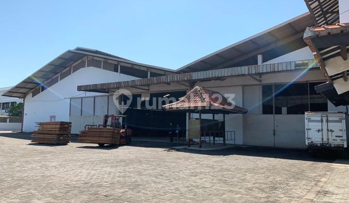 READY-TO-USE WAREHOUSE - DEMAK Flood and Traffic Jam Free READY-TO-USE WAREHOUSE - DEMAK Flood and Traffic Jam Free