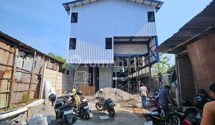 3-Story Warehouse for Rent - 3 Floors on Jl Untung Suropati Raya 3-Story Warehouse for Rent - 3 Floors on Jl Untung Suropati Raya