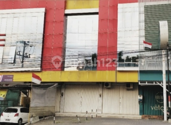 Ruko 3 Lantai Siap Pakai di Pinggir Jalan Raya Gajahmungkur 2