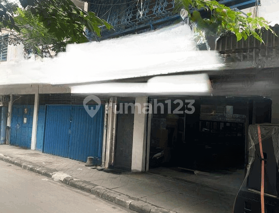 Ruko 3 Lantai SHM Siap Usaha di Jalan Raya Mt Haryono, Semarang 2