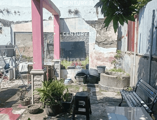 Rumah SHM Tanah Luas Cocok untuk Kos, 2 Menit ke UNDIP Pleburan 2