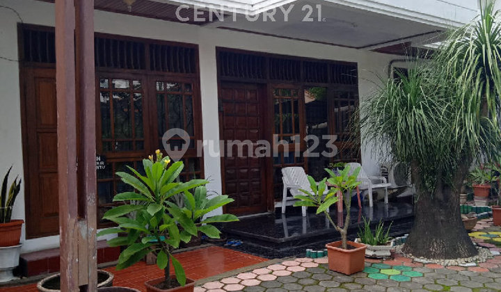 Rumah SHM Strategis di Pinggir Jalan Gajah Raya, Gayamsari 1