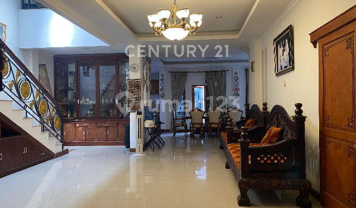 Rumah Mewah Semi Furnished SHM Dekat Tol Ungaran 2