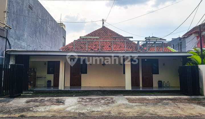 Rumah Kos 6 Kamar Luas & Startegis Dekat Undip Pleburan Semarang