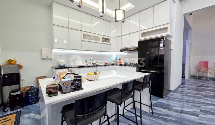 Rumah Mewah Full Furnished SHM di Tengger Belakang AKPOL Semarang 1
