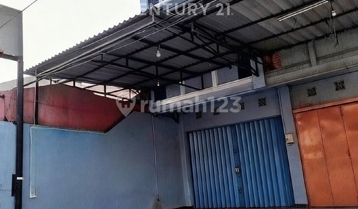 Ruko Siap Pakai 2 Lantai SHM di Medoho Semarang