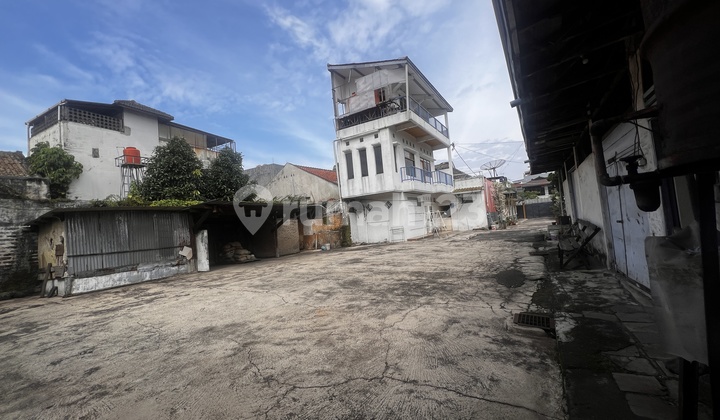Jual Rumah & Tanah Strategis di Pusat Kota