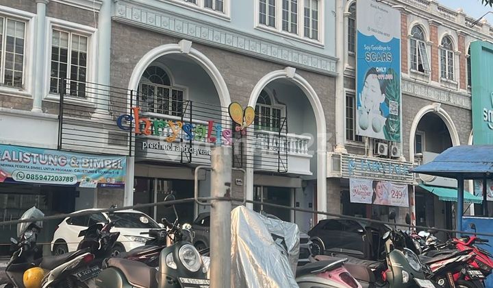 Dijual Cepat dan Murah Ruko Spark Lokasi Premium di hadap jalan boulevard