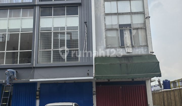 Price Drop on Premium Shop Houses in the Heart of Cilegon Business Square, Negotiable Until Deal!!!