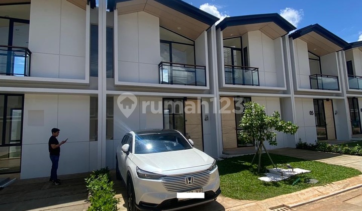 For sale: New 2-story house in the elite area of Lippo Karawaci, Cendana Cove Cluster, Diponegoro Park, Lippo Central. 2