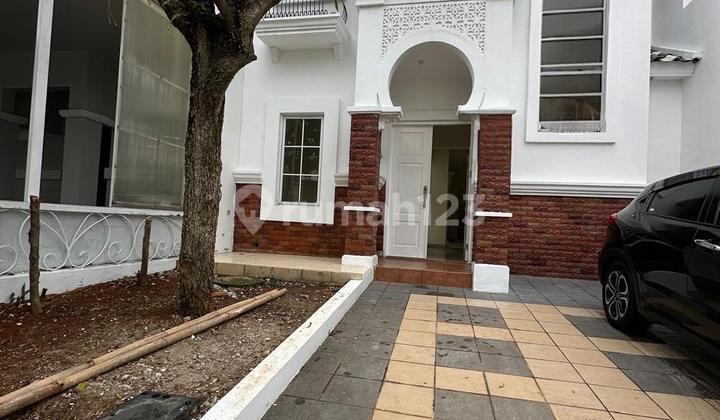 Beautiful Ready-to-Live Home in Alicante Cluster for Quick and Cheap Sale