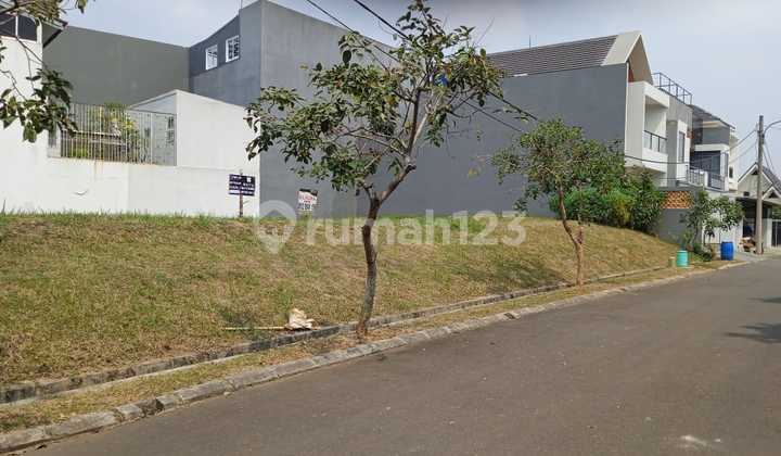 For Quick Sale: Ready-to-Build Plot in Amalfi Cluster, Corner Position.