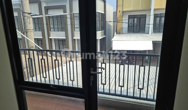 Dijual Ruko 2 Lantai Siap Pakai Cocok untuk Usaha dan Sekaligus bisa Hunian